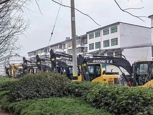 轮式挖掘机