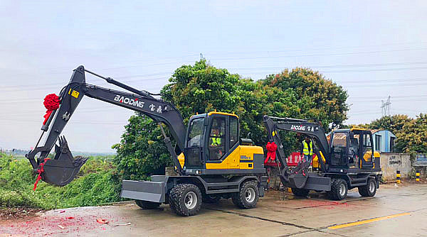 BD95W轮式挖掘机型号